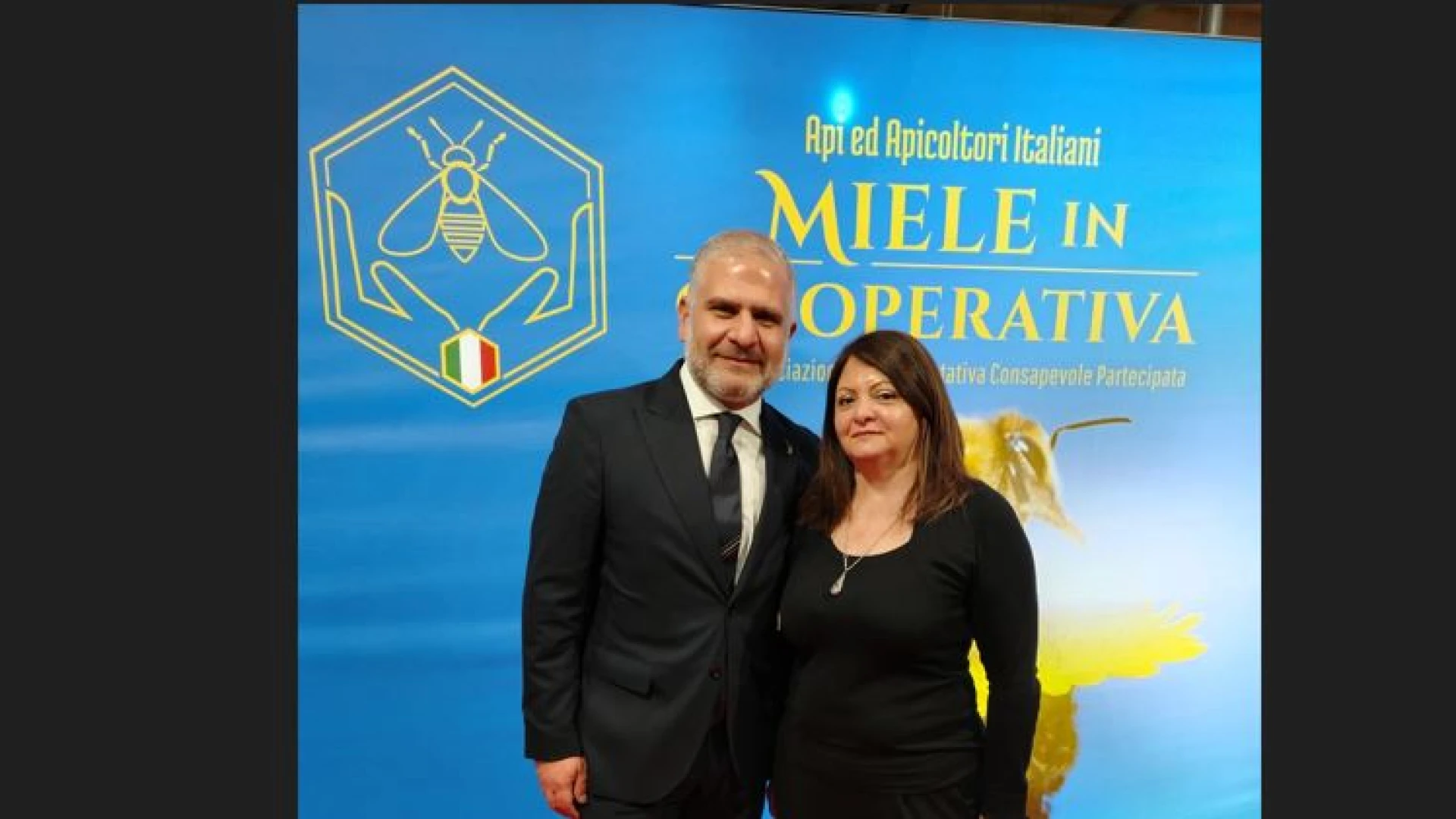 La Presidente del Gal Molise Rurale Paola Moscardino alla fiera Apimell a Piacenza. Incontro positivo con il sottosegretario Onorevole D’Eramo.